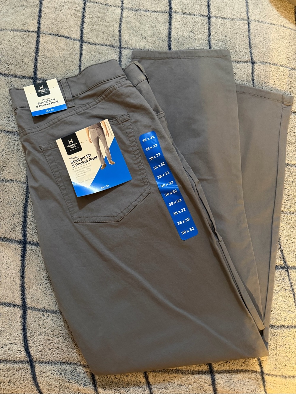 Men's Straight-Fit 5-Pocket Chinos in Gray